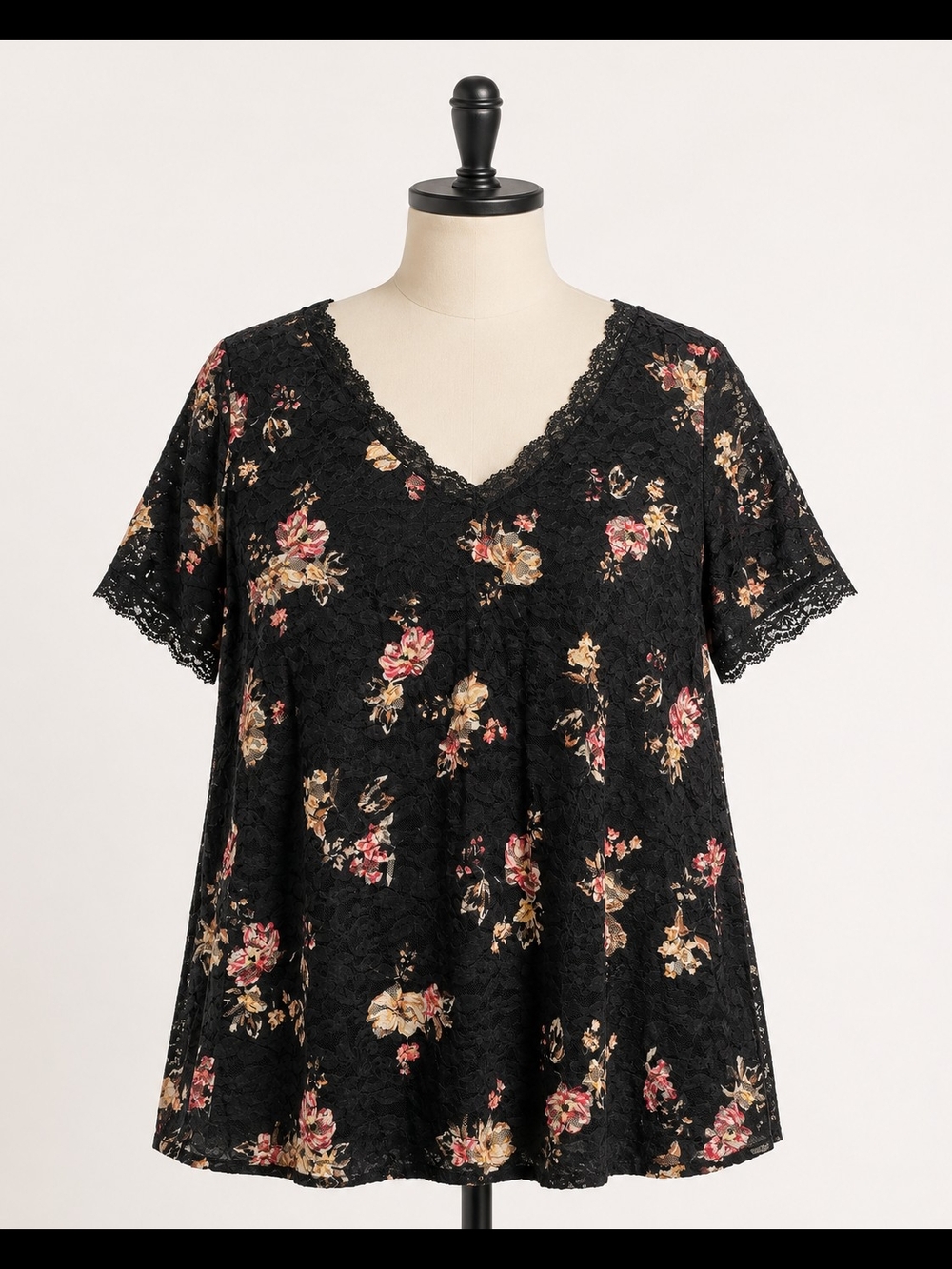 Torrid Size 3 Black Floral Lace V-Neck Tunic Top